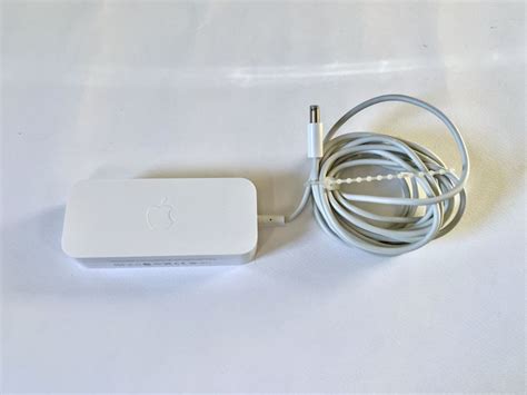 apple airport extreme 12v adapter.